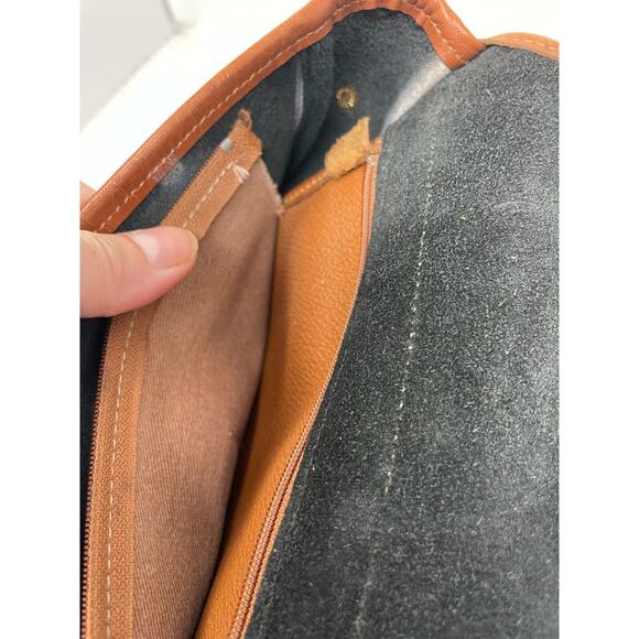 Dooney & Bourke Vintage Equestrian All Weather Leather Crossbody Bag Purse FLAW - Picture 10 of 11